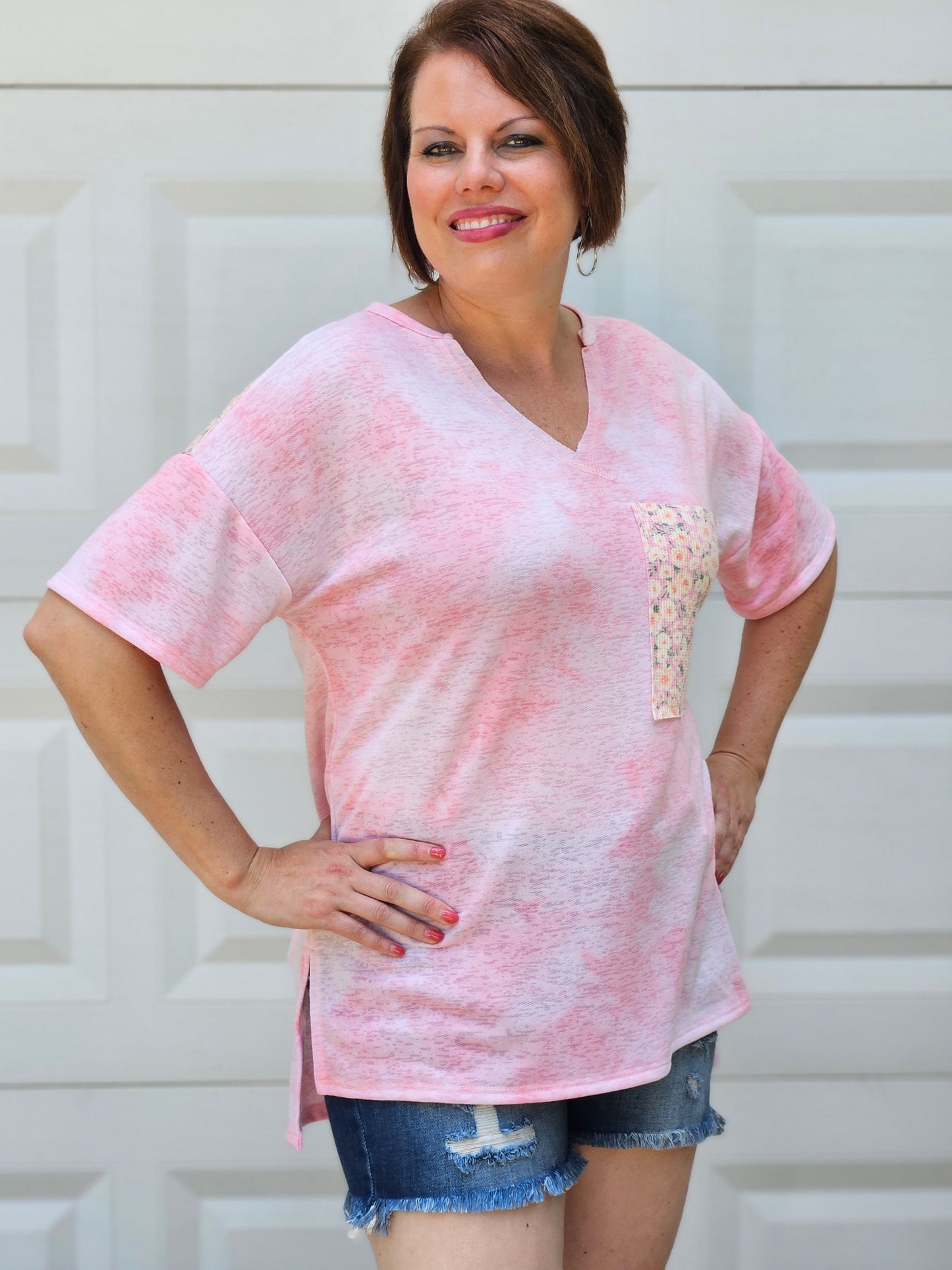 Short Sleeve With Floral Contrast Top in Tie Dye Pink