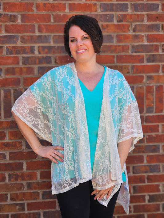 Lace Kimono in Ivory