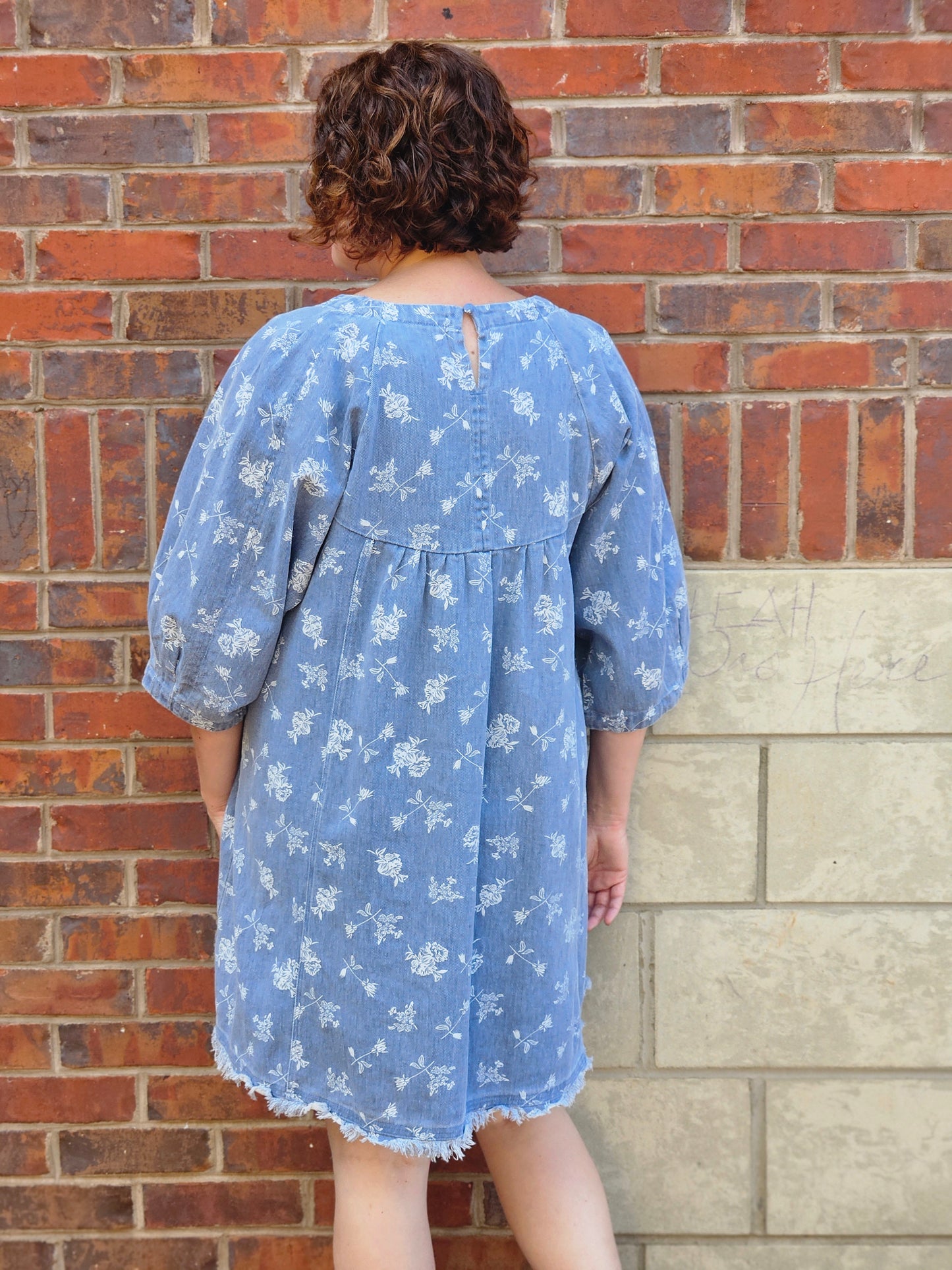 Three Quarter Sleeve Floral Print Round Neck Dress in Denim