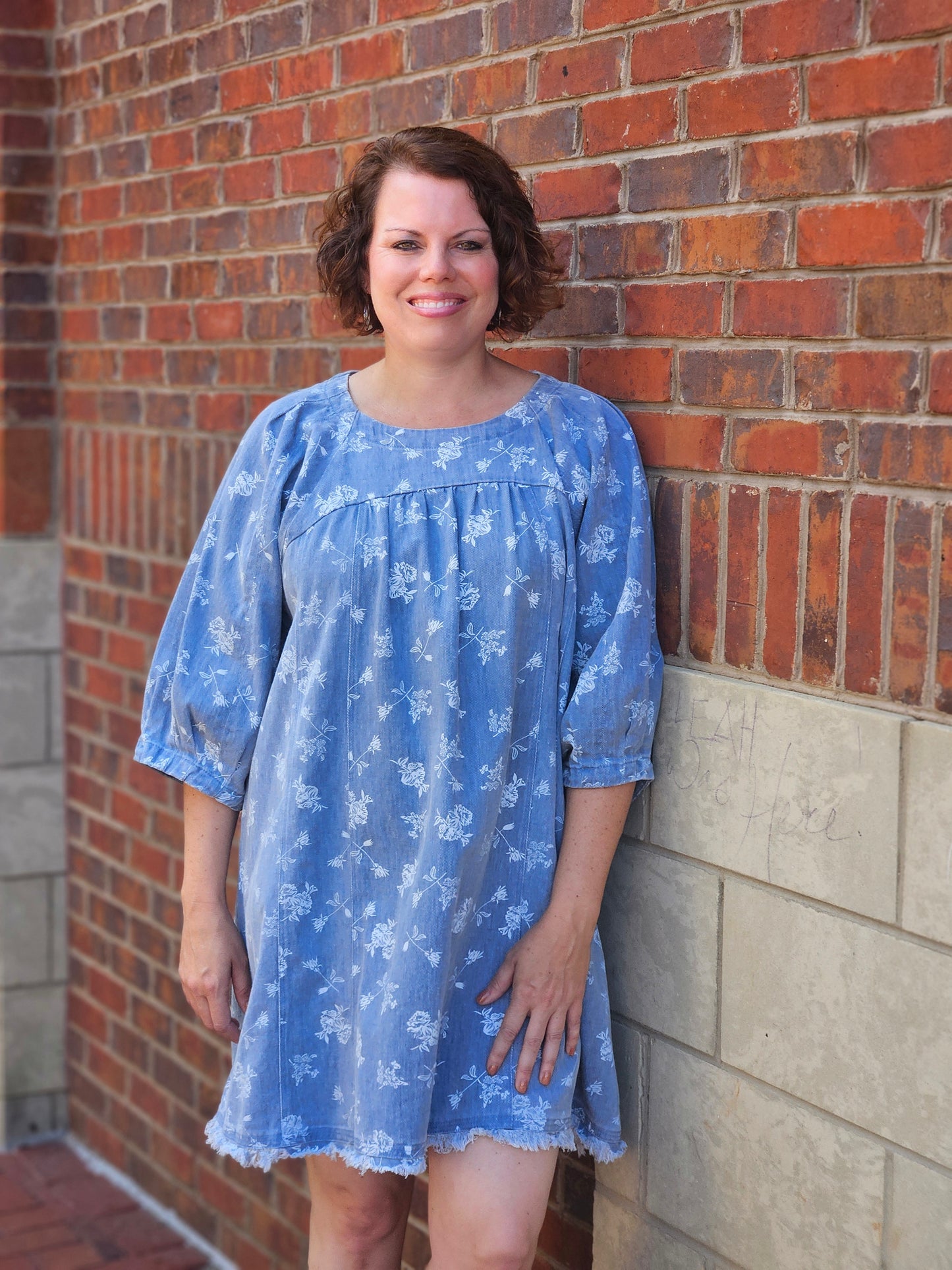 Three Quarter Sleeve Floral Print Round Neck Dress in Denim