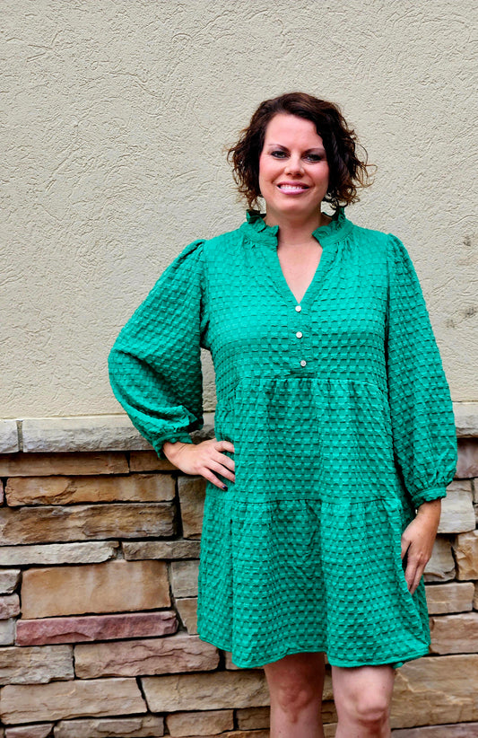 Texture Jacquard V-Notched Ruffle Trim Tiered Dress in Green