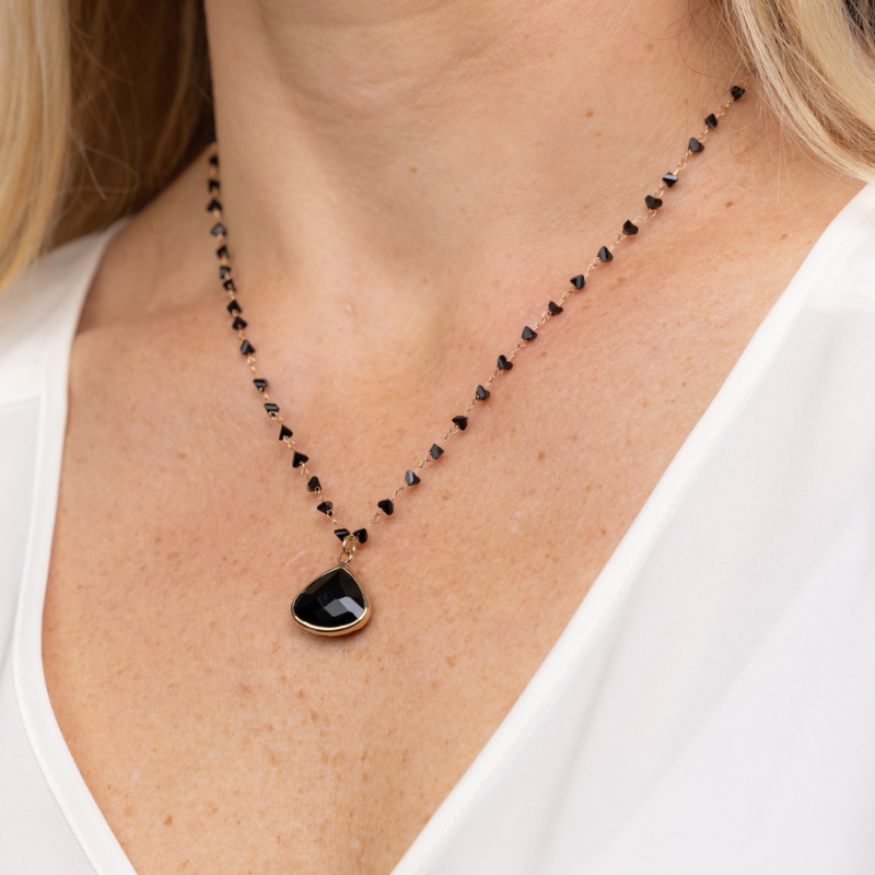 Tear Drop Glass Necklace in Black