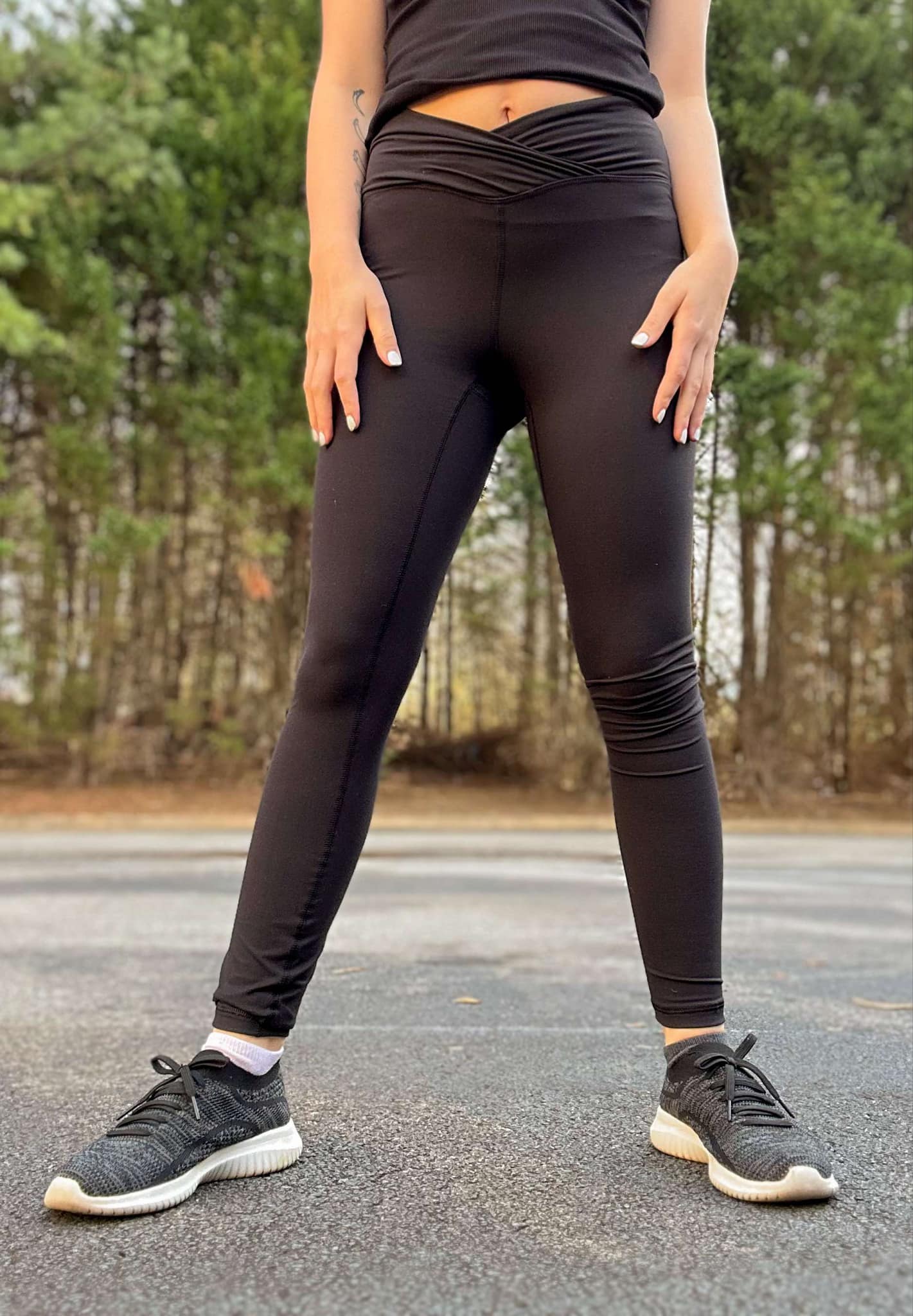 V-Waist Full Length Leggings in Black