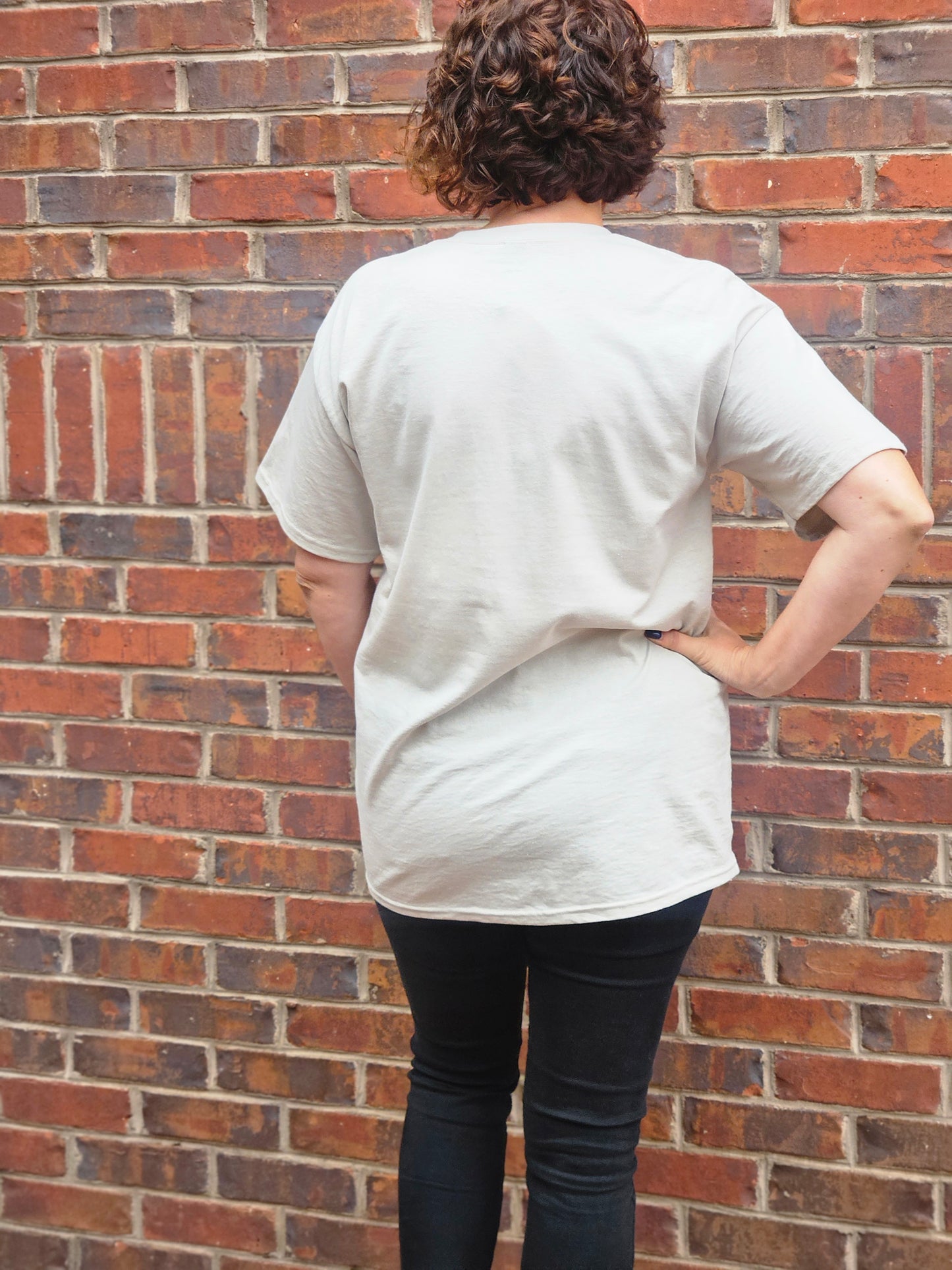 Thankful Cheetah Bow Short Sleeve T-Shirt in Tan