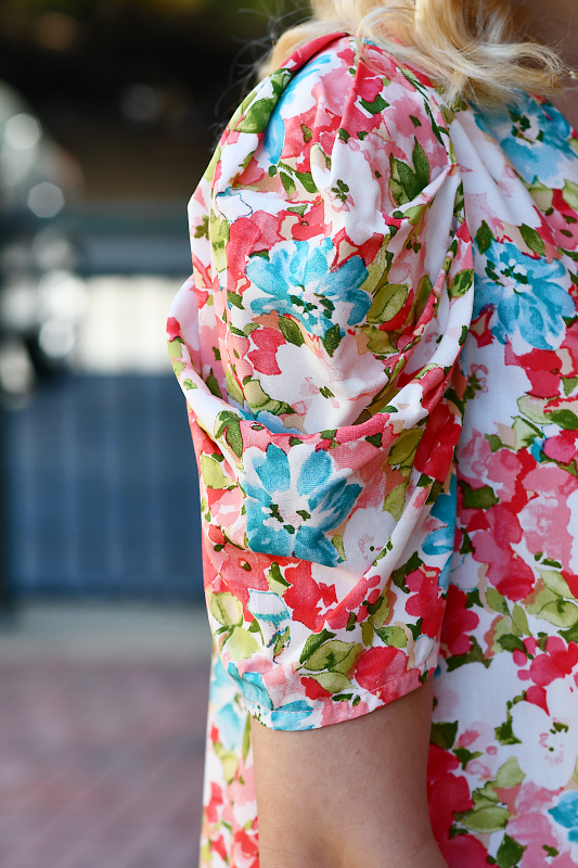 Pleated Puff Sleeve Woven Floral Print Top in Multi-Color