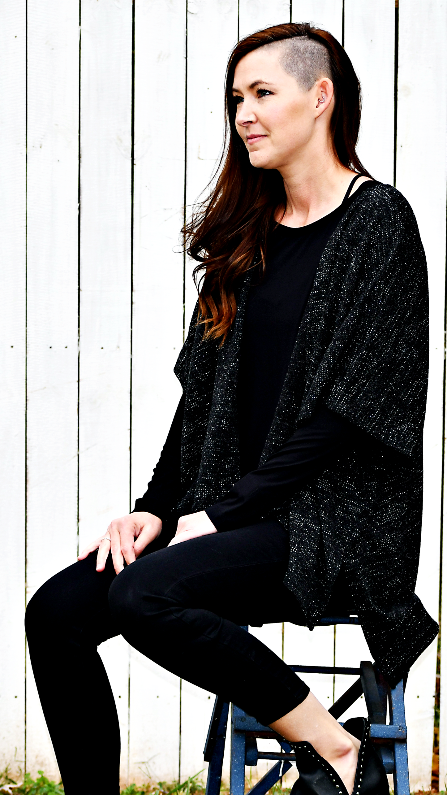 Short Sleeve Heathered Knit Cardigan in Black