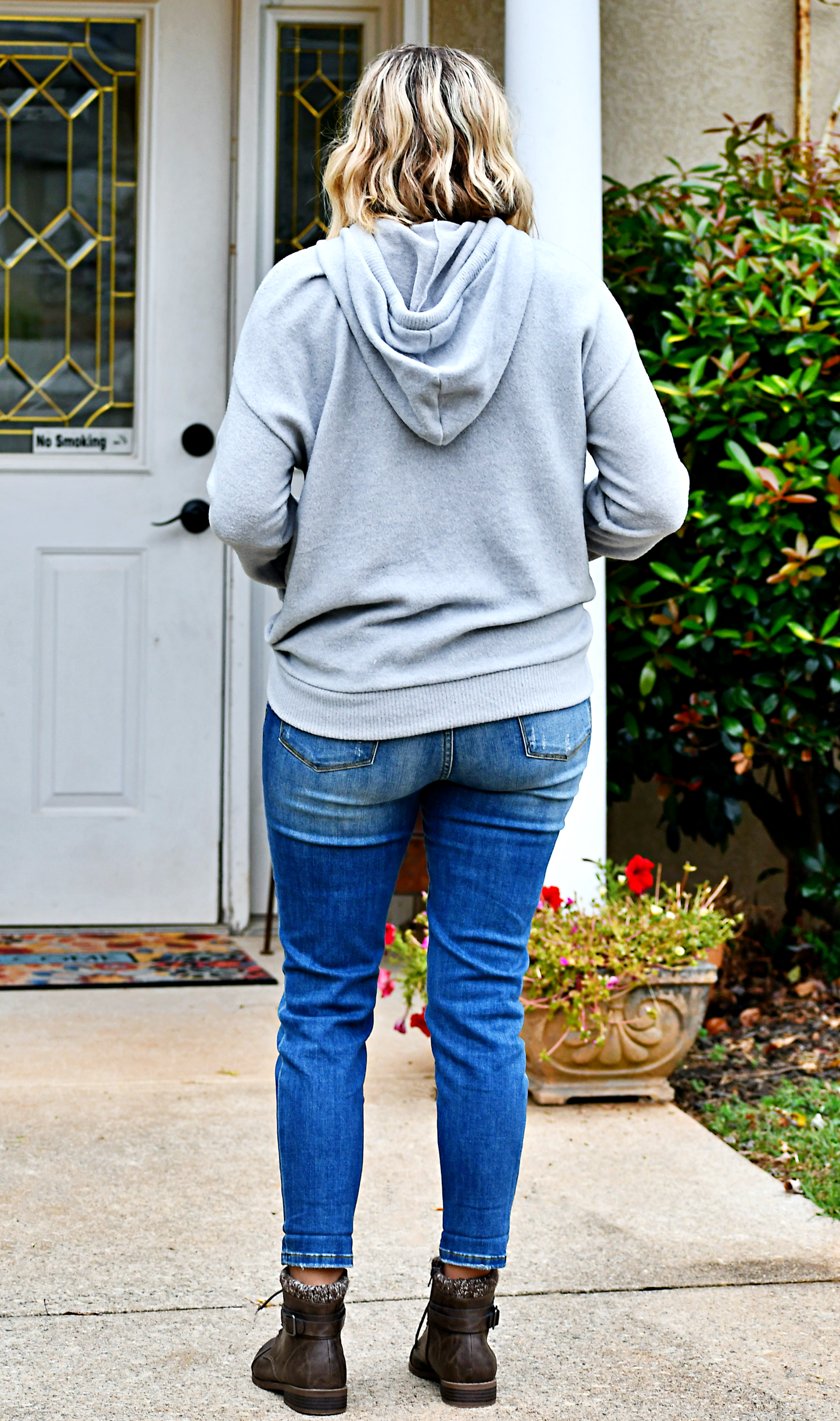 Long Sleeve Brushed Knit Hoodie in Heather Gray