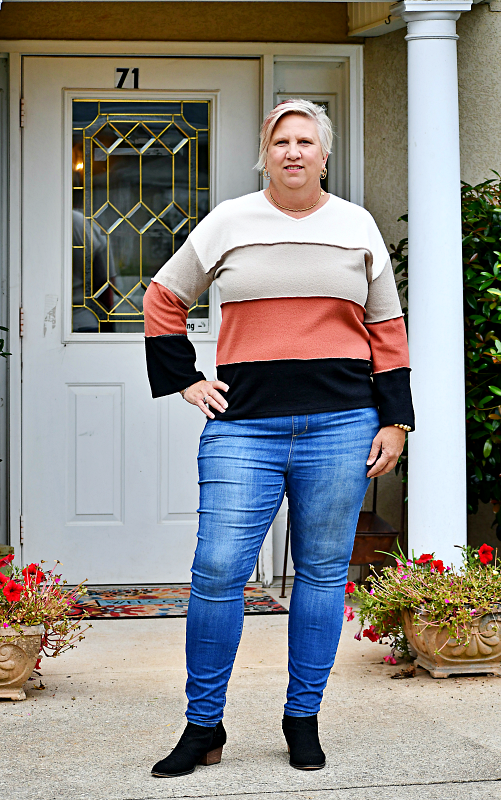 Color Block Reversed Coverstitch Detail Top in Cream