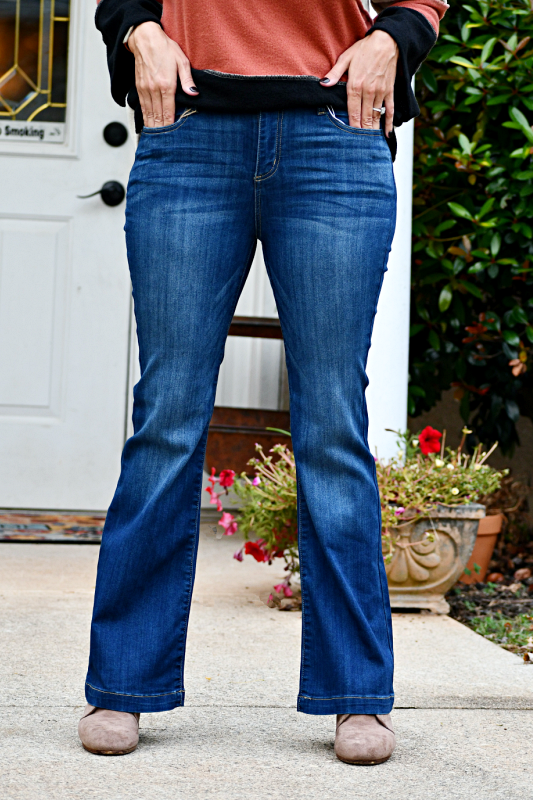 Petite Mid-Rise Flare Jeans in Dark Denim