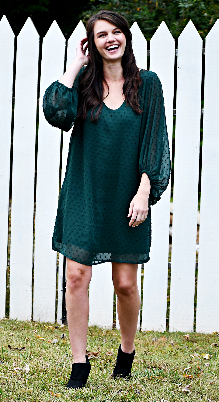 Scoop Neck Swiss Dot Balloon Sleeve Mini Dress in Hunter Green