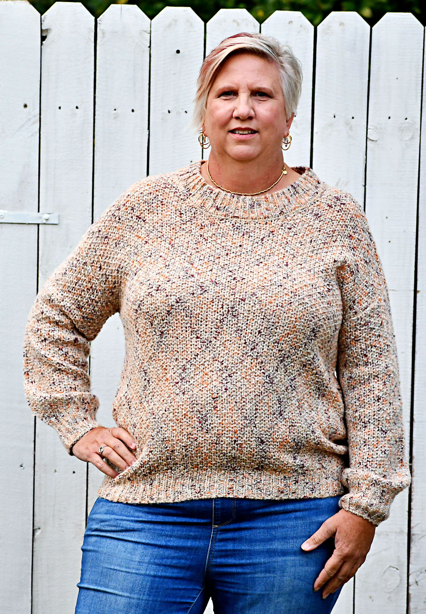 Crew Neck Knit Sweater in Taupe and Orange