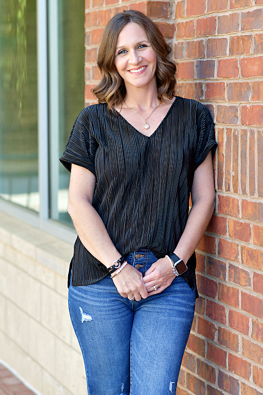 Dolman Sleeve Classic Pleated Top in Black