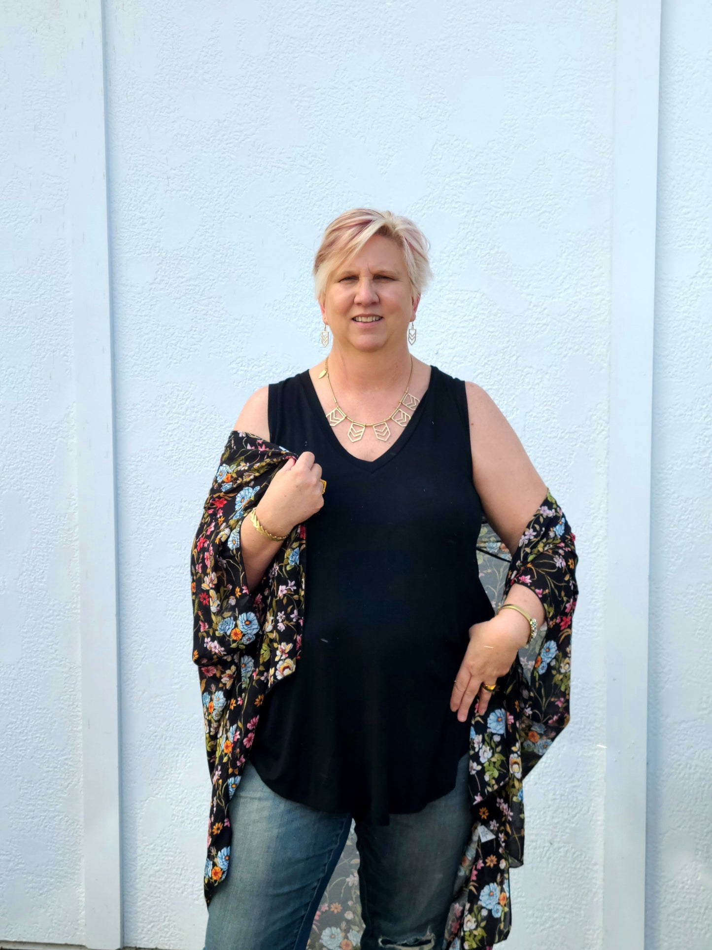 V-Neck Tank Top in Black