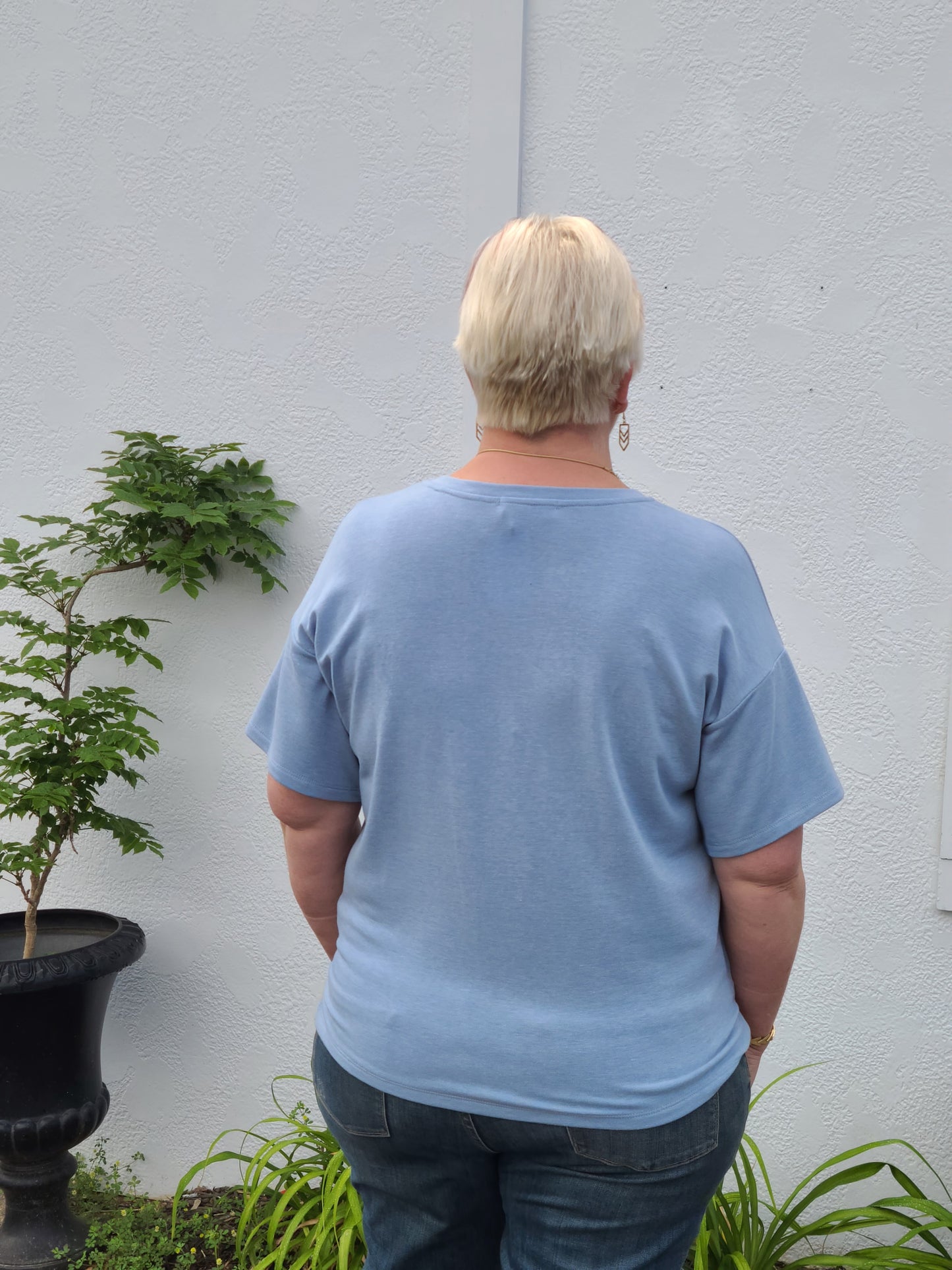 Round Neck Short Sleeve Top in Blue