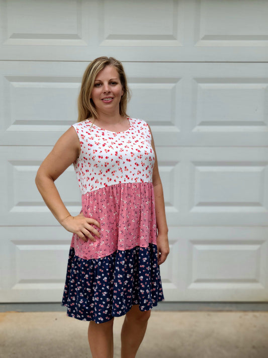 Floral Contrast Tank Dress in Ivory/Blush/Navy