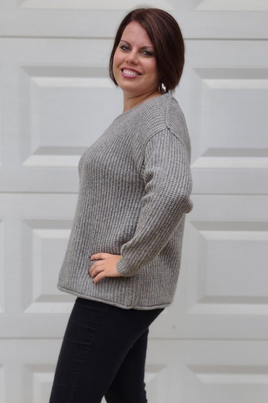 Knit Long Sleeve Sweater in Gray