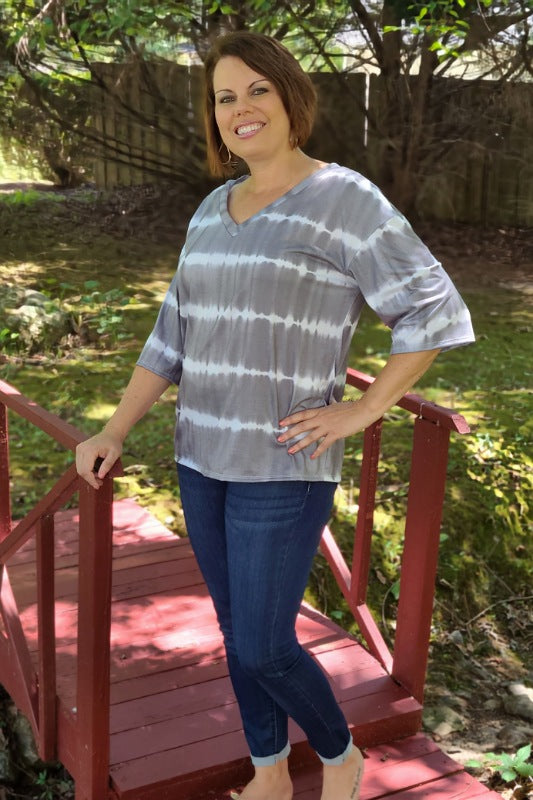 Tie Dye Striped V-Neck Top in Gray