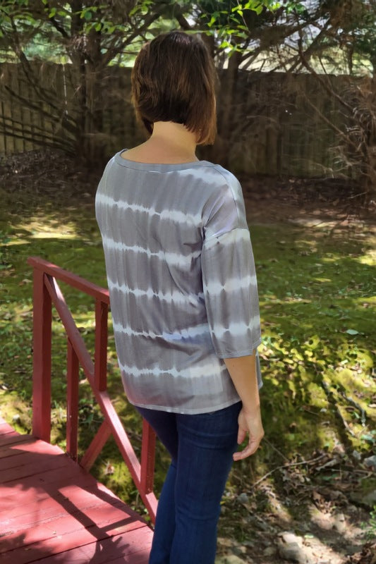 Tie Dye Striped V-Neck Top in Gray
