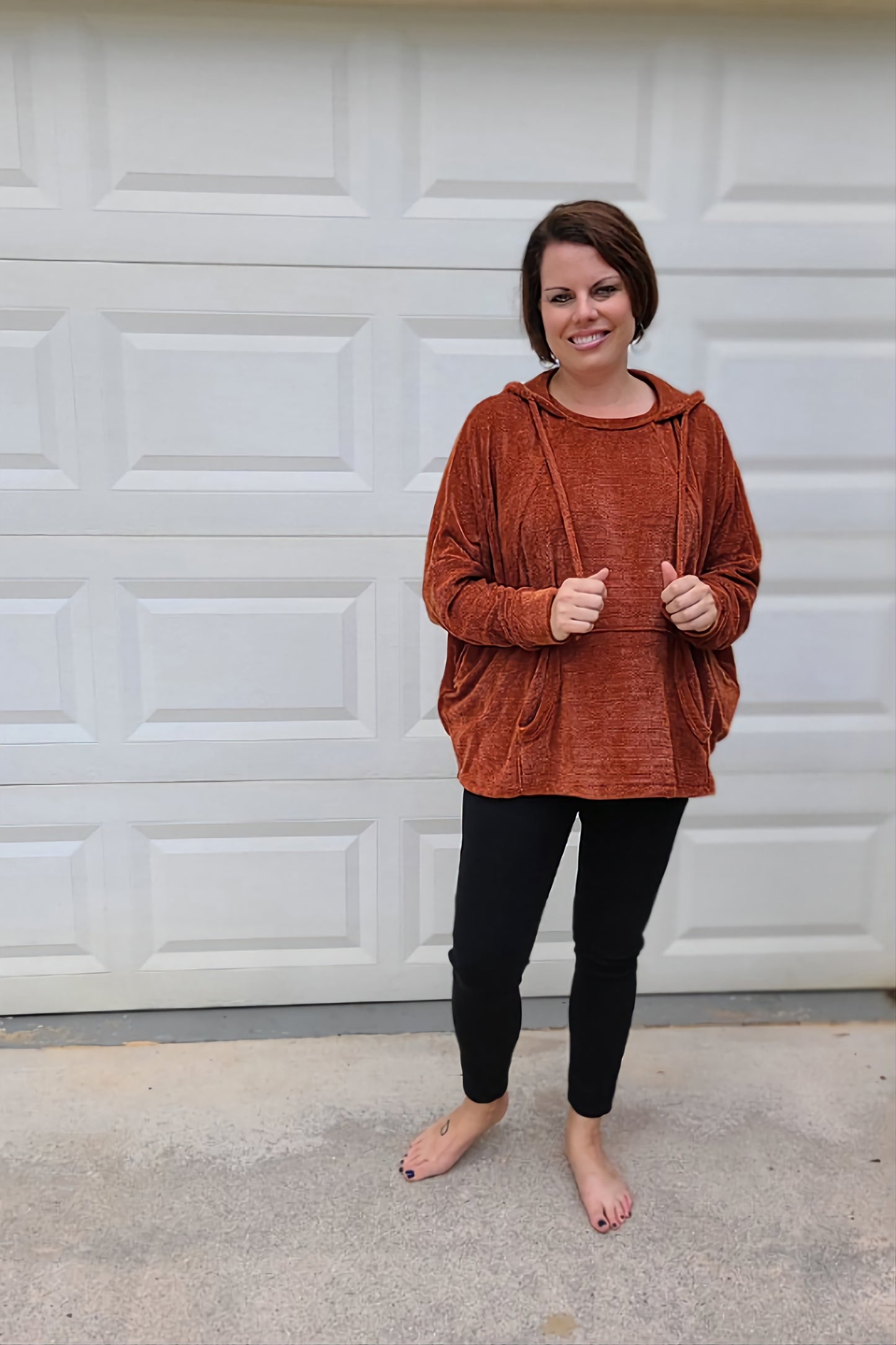Long Sleeve Chenille Knit Hoodie in Rust