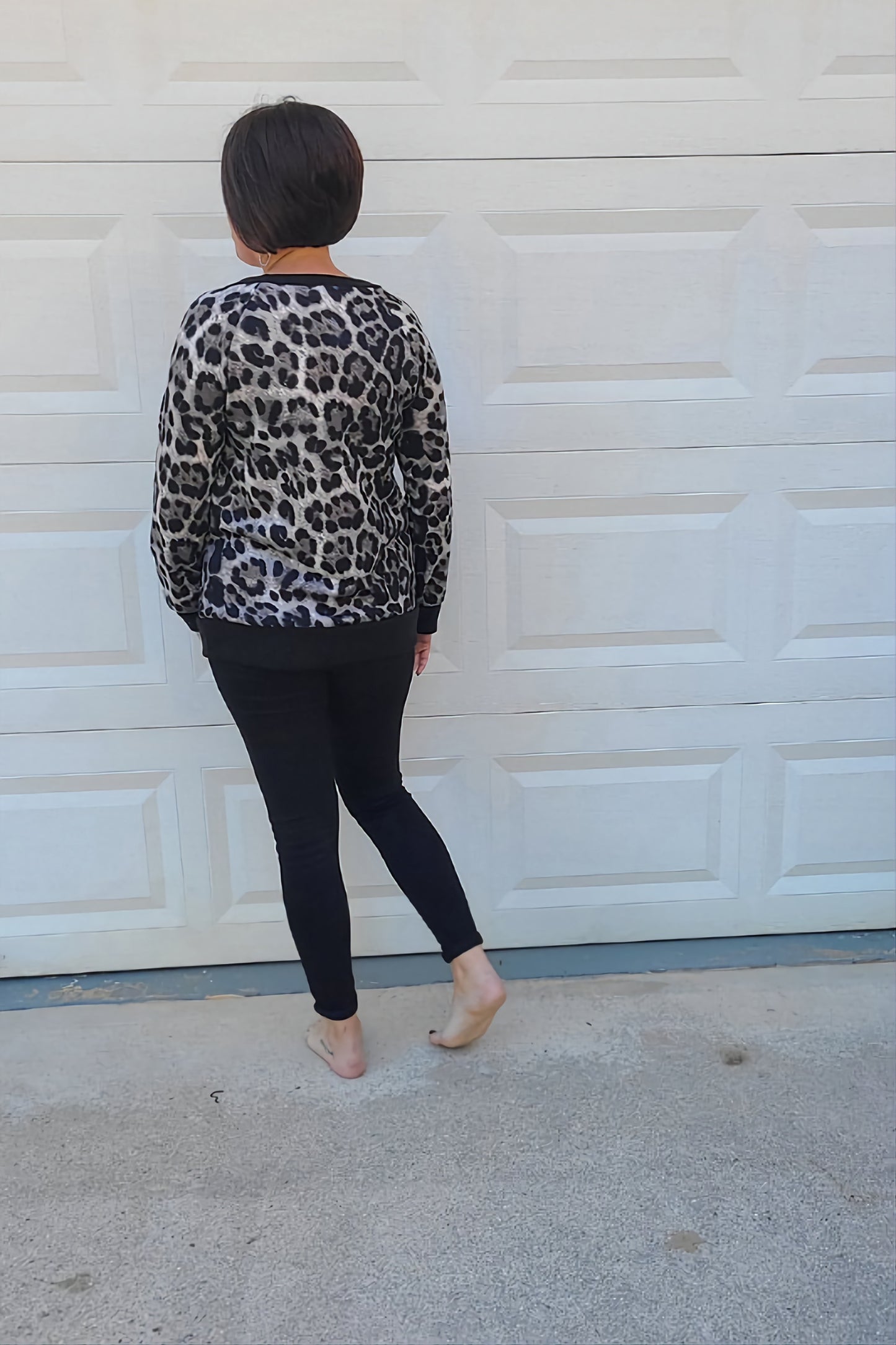 Long Sleeve Leopard Top in Grey