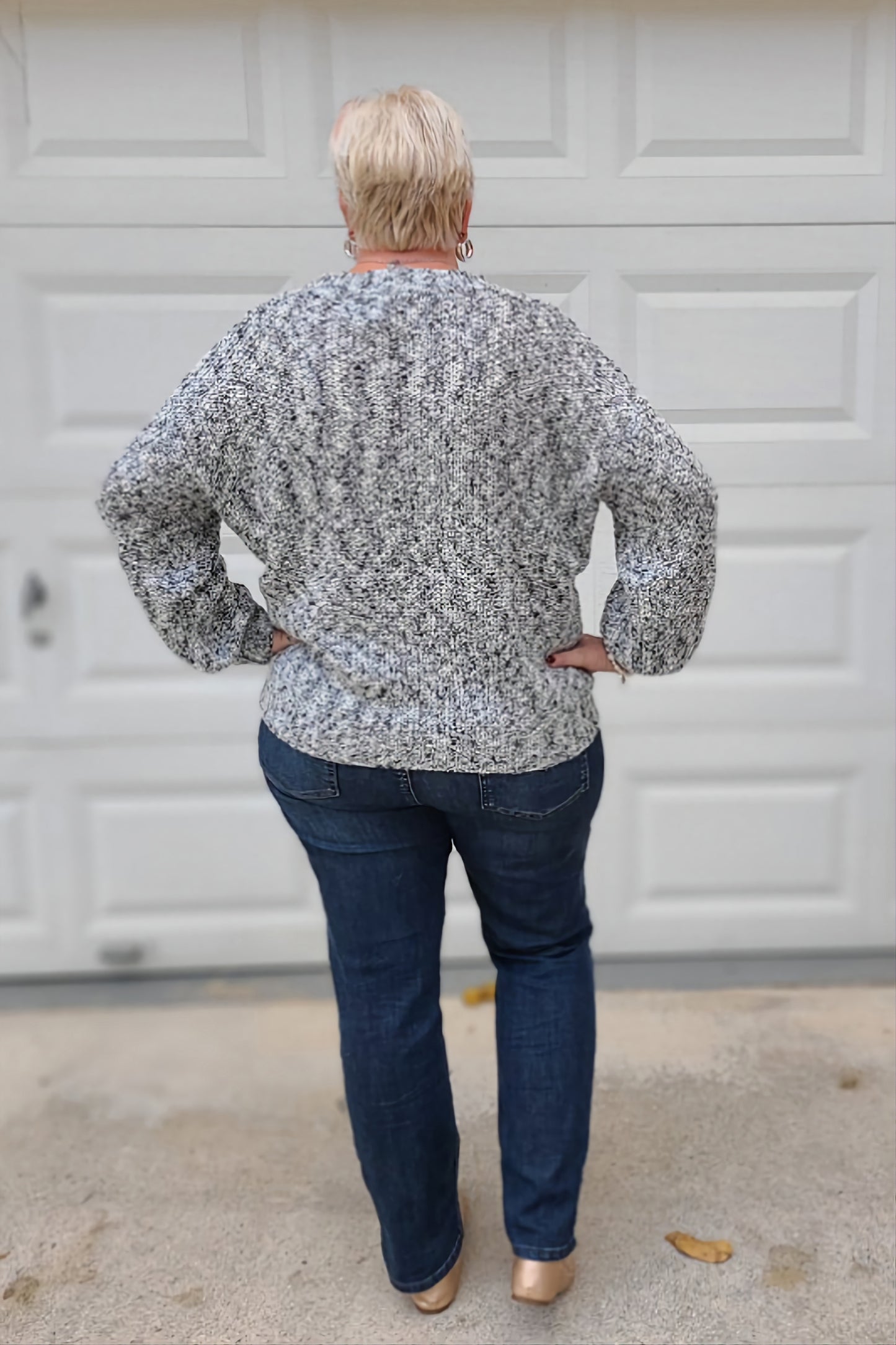 Crew Neck Knit Sweater in Ivory and Black