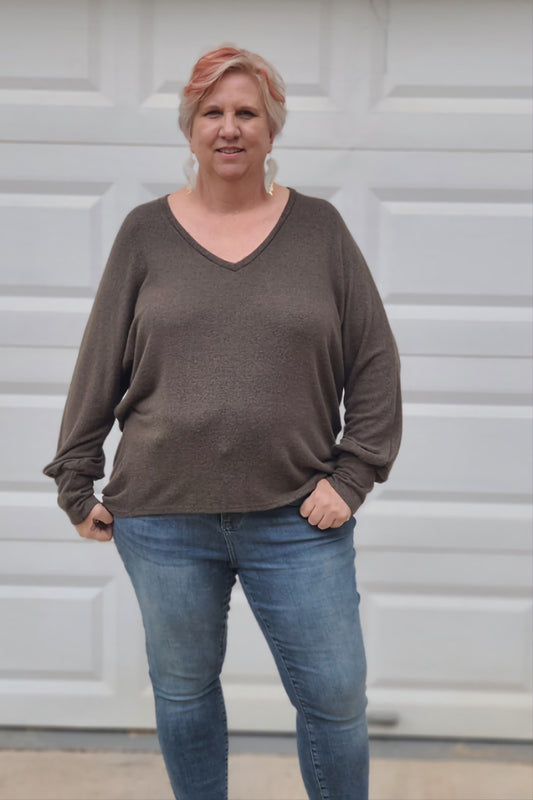 Casual Long Sleeve V-Neck Top in Olive