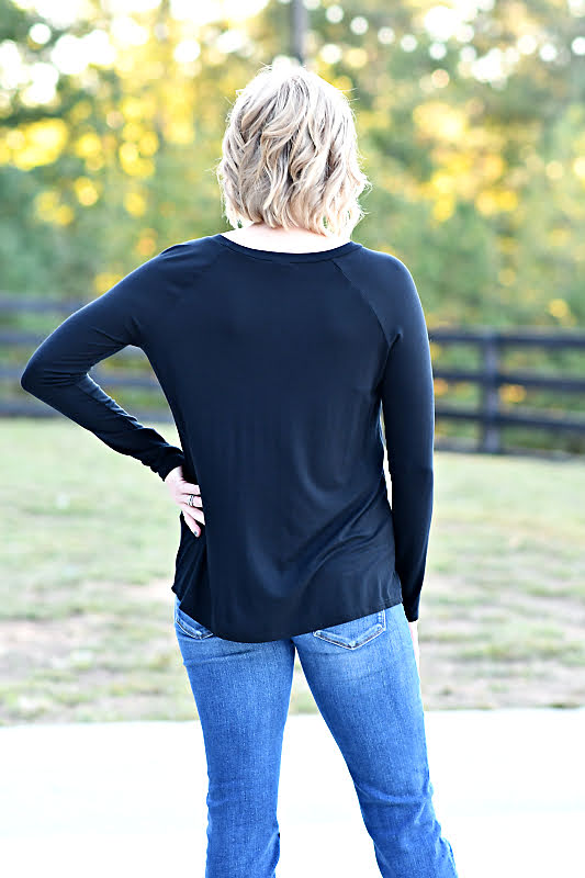 Keyhole Detail Silhouette Long Sleeve Top in Black