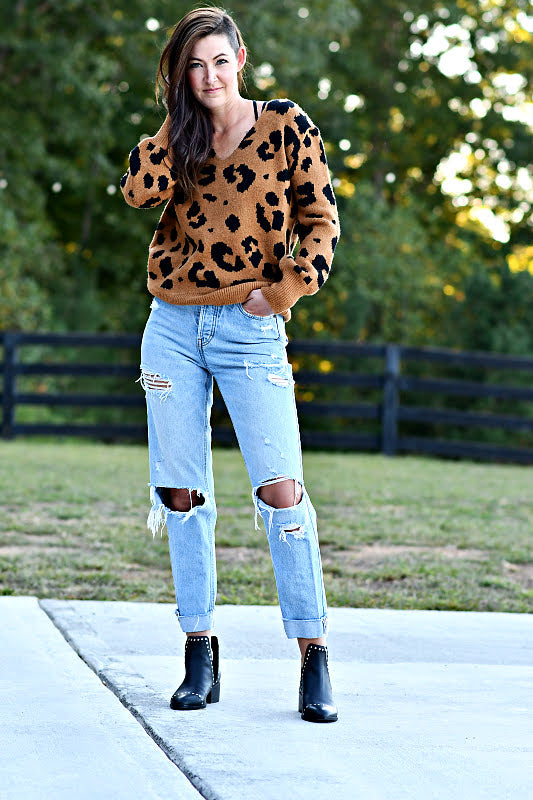 Leopard print crew neck on sale sweater