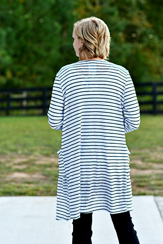 Lightweight Striped Open Knit Long Sleeve Cardigan in Navy/White