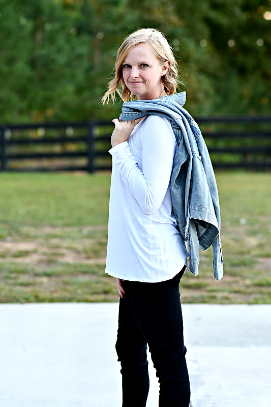 V-Neck Basic Long Sleeve Knit Top in White