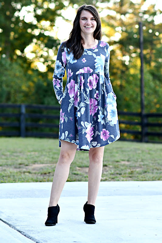 Floral Print Long Sleeve Knit Dress in Charcoal XL Floral Print Long Sleeve Knit Dress in Charcoal XL