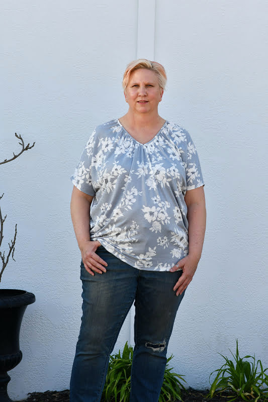 V-Neck Shirred Floral Dolman Top in Gray