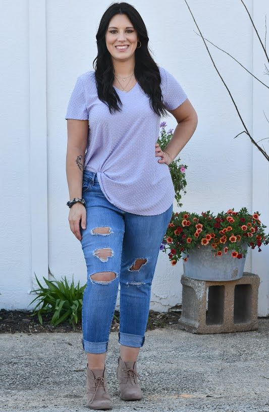 Swiss Dot Short Sleeve V-Neck Top in Lavender