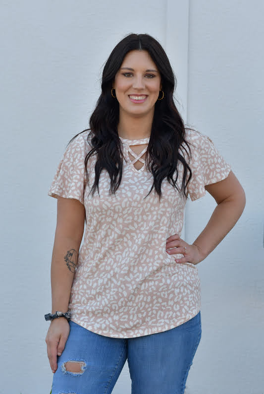 Flutter Sleeve Criss Cross Leopard Top in Peach