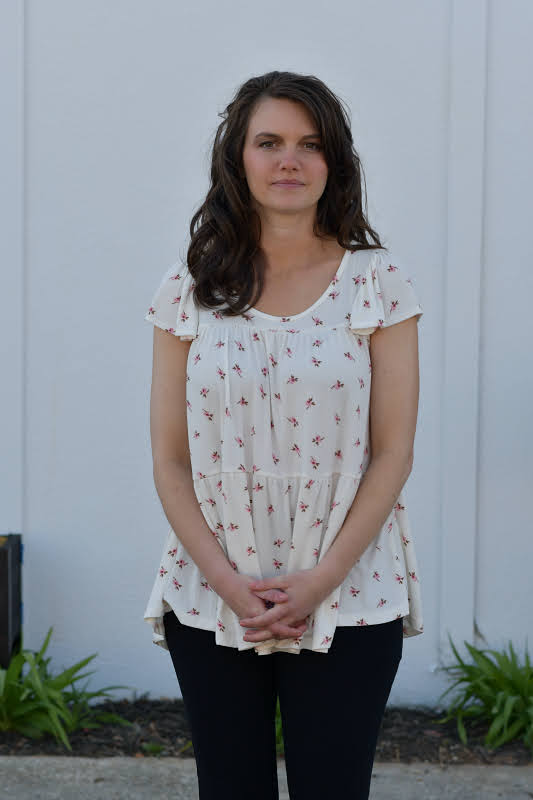 Ruffle Cap Sleeve Tiered Floral Top in Cream