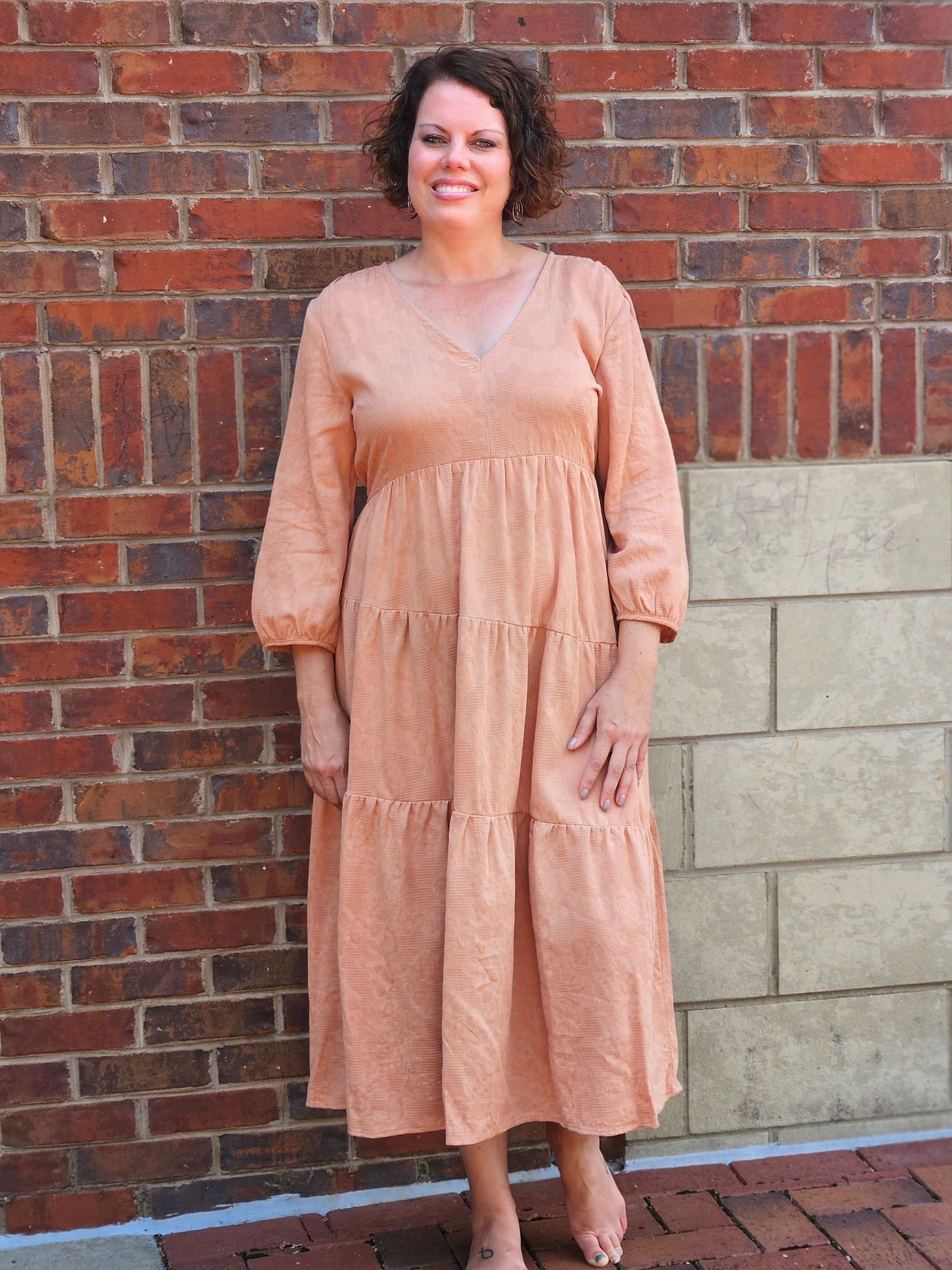 Cuffed 3/4 Sleeve V-Neck Tiered Maxi Dress in Canyon Clay