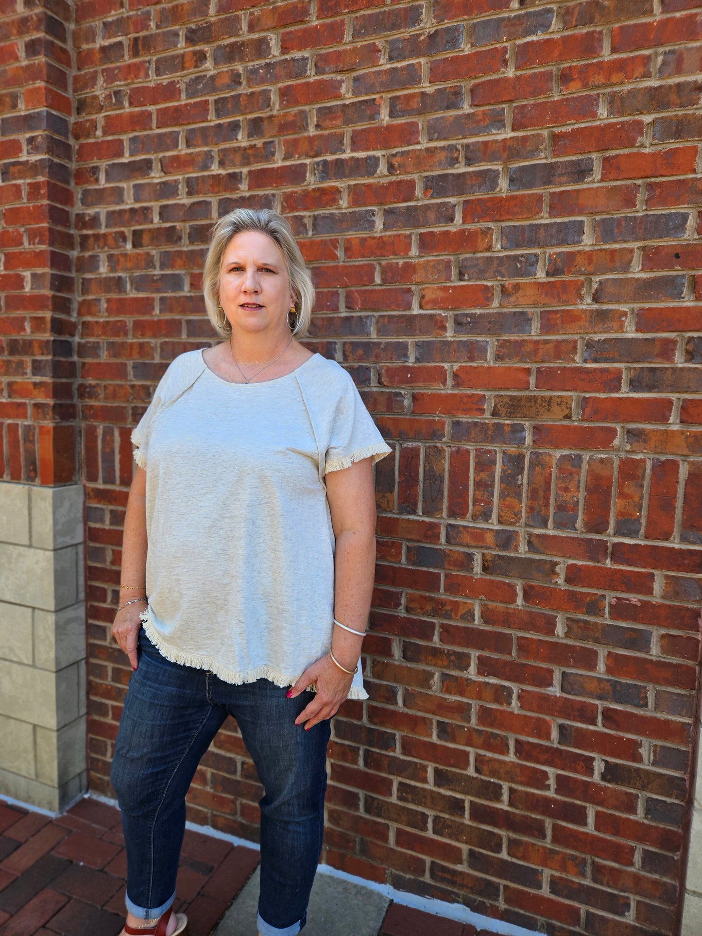 Linen Short Sleeve Round Neck Top in Oatmeal