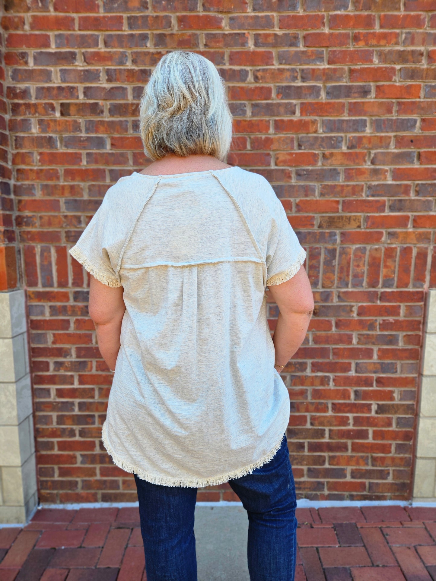 Linen Short Sleeve Round Neck Top in Oatmeal