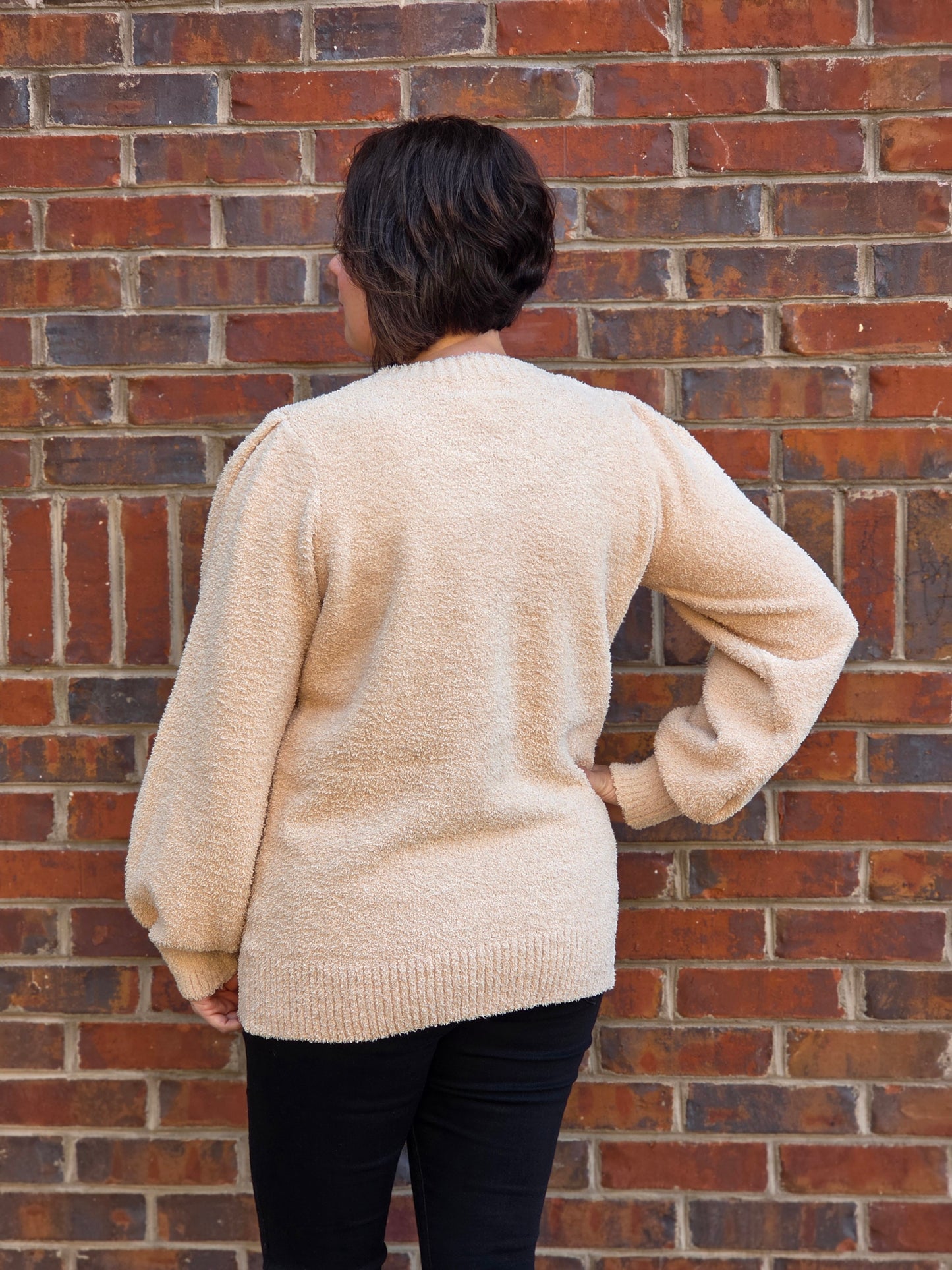 Textured Long Sleeved Knit Sweater in Latte