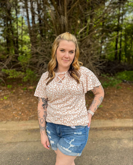 Flutter Sleeve Criss Cross Leopard Top in Peach