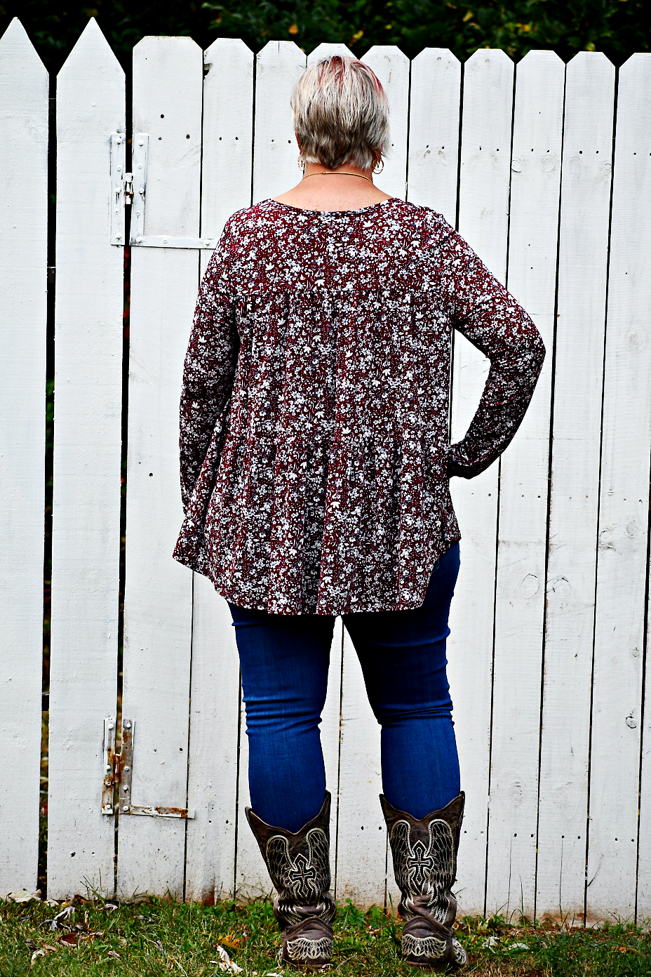 Long Sleeve Tiered Floral Top in Burgundy