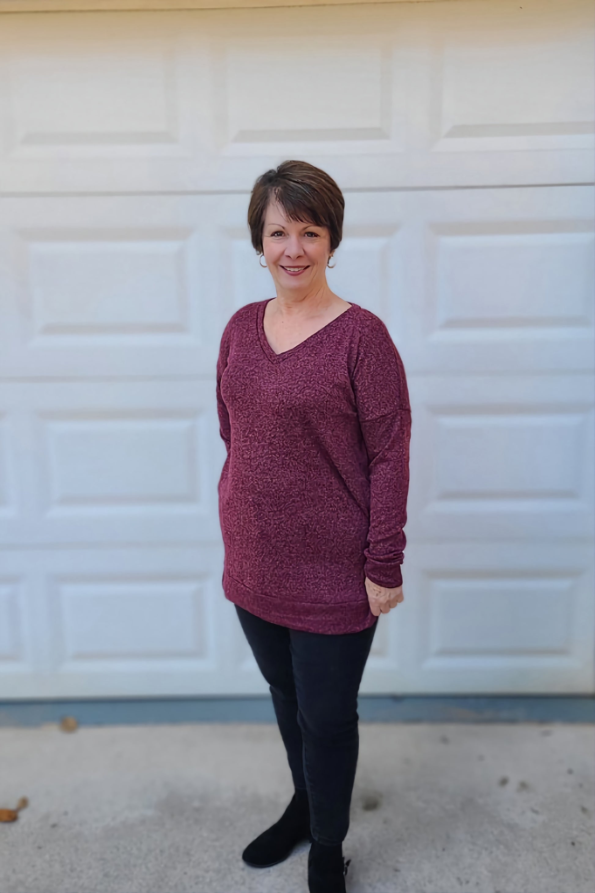 Welcome fall effortlessly in this tunic top! It features a v-cut neckline, side pockets, waistband with slits on each side, and it is so soft and comfortable!