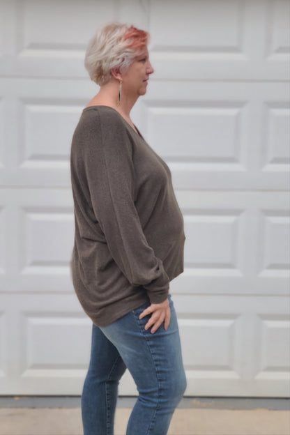 Casual Long Sleeve V-Neck Top in Olive