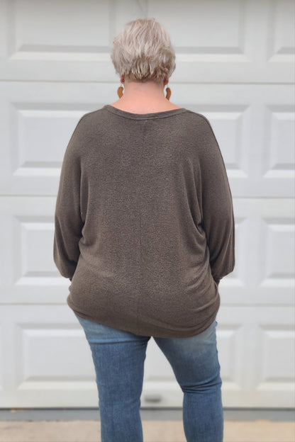 Casual Long Sleeve V-Neck Top in Olive