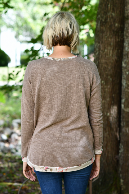 Ribbed Floral Long Sleeve Top in Mocha