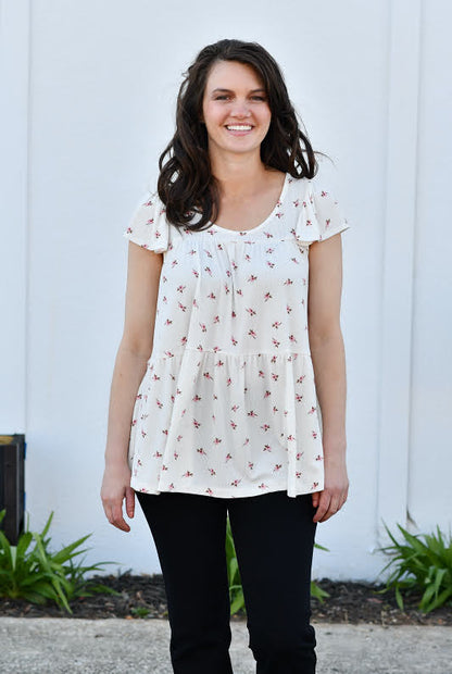 Ruffle Cap Sleeve Tiered Floral Top in Cream