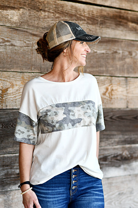 Short Sleeve Camo Detail Top in Natural